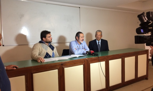 De izq. a der.: Fernando Caldentey,Gerente; Raúl Rossi, Presidente; Gustavo Funes,médico responsable del proyecto