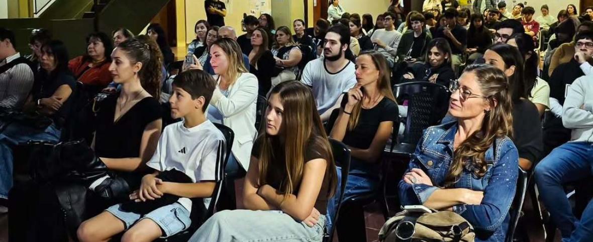 Malvinas nos une: reflexión y memoria