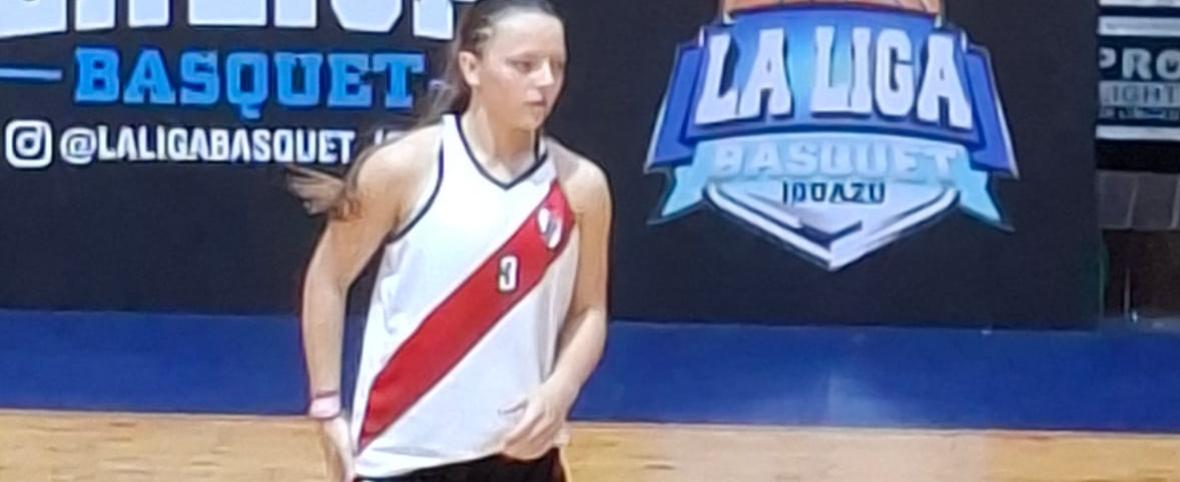 Básquet femenino: destacada actuación de la saltense Santina Vissani en Misiones con River Plate