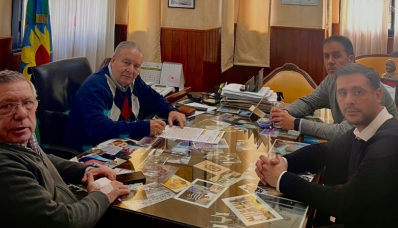 Piden medidas para señalizar la rotonda en la intersección de las rutas 7 y 31