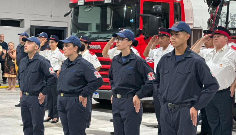 Los Bomberos Voluntarios de Salto celebraron su 66° aniversario