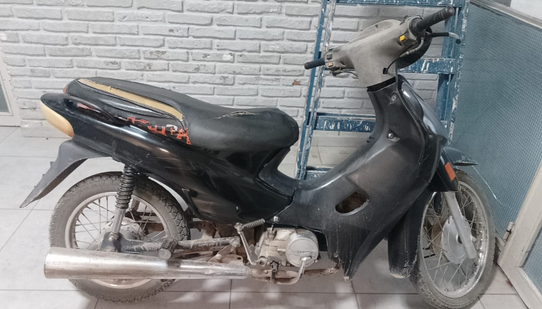 Operativos en Salto: secuestran tres motocicletas, dos de ellas conducidas por menores de edad