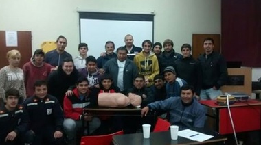 Bomberos: capacitación sobre RCP y Primeros Auxilios