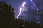 Intensas lluvias en Salto: 112 mm acumulados y descenso del alerta meteorológico a amarillo