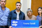 El municipio presentó el cartel de la calle en homenaje a Yoana Torelli